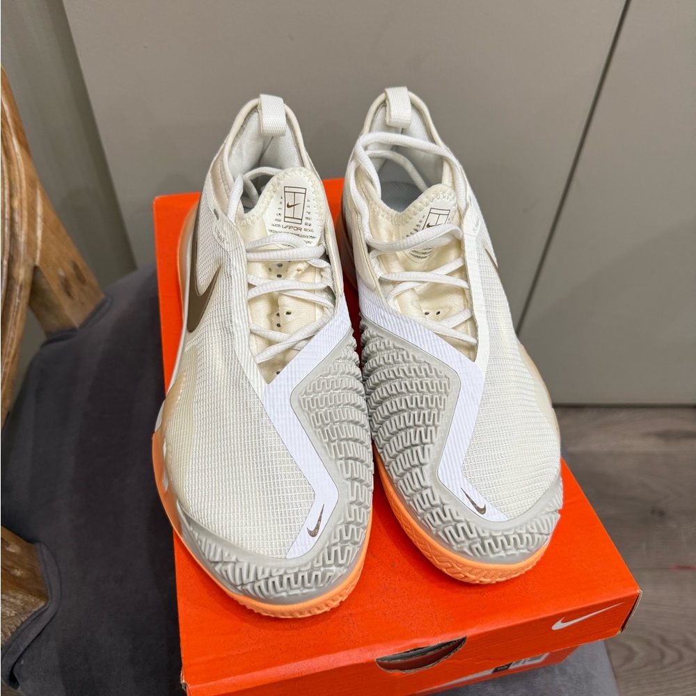 Nike React Vapor NXT Tennis Shoes - Picture 4 of 8